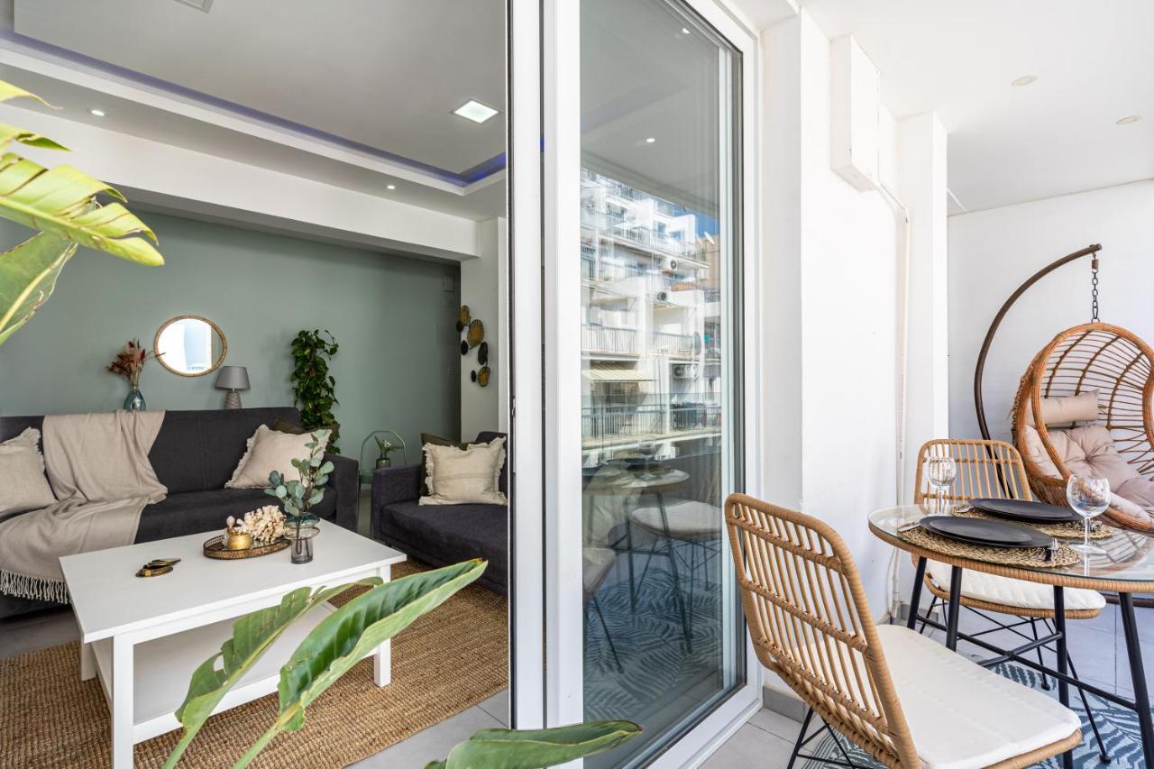Beach Daze 1-BR Apt By Finikoudes Beach Larnaka Exterior foto